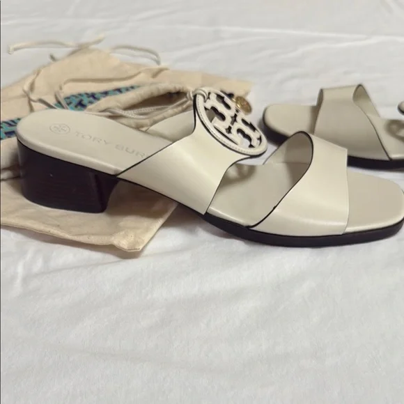 Tory Burch Cream Block Heel Sandals with Signature Medallion - Picture 3 of 3